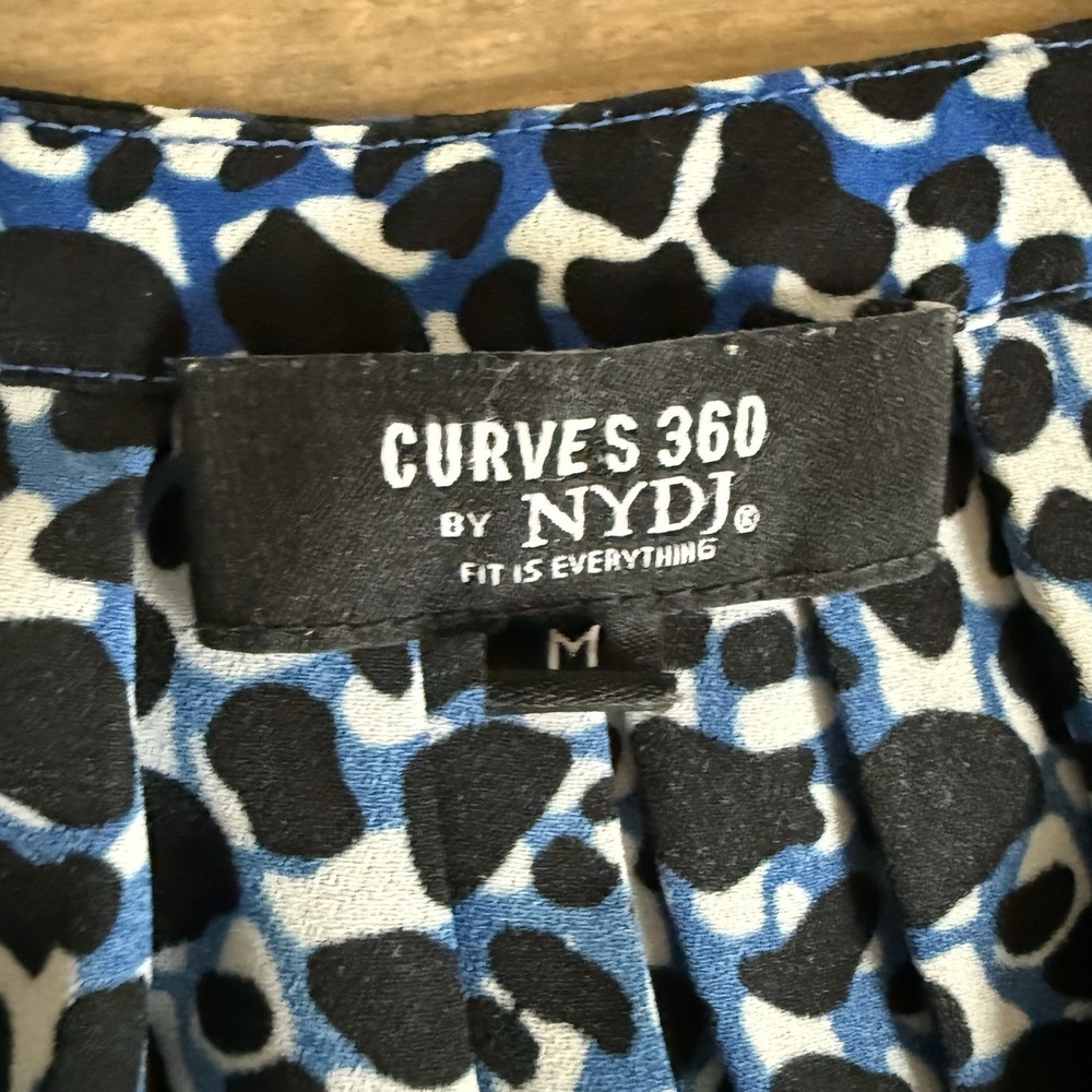Curves360‎ By NYDJ Womens Medium Blue White 3/4 Sleeve V-Neck Button Blouse Top - Picture 4 of 6